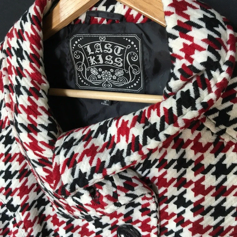 Black red white houndstooth plaid jacket, lots of great details - Picture 4 of 13